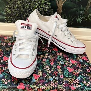 Chuck Taylor All Star. Never worn.